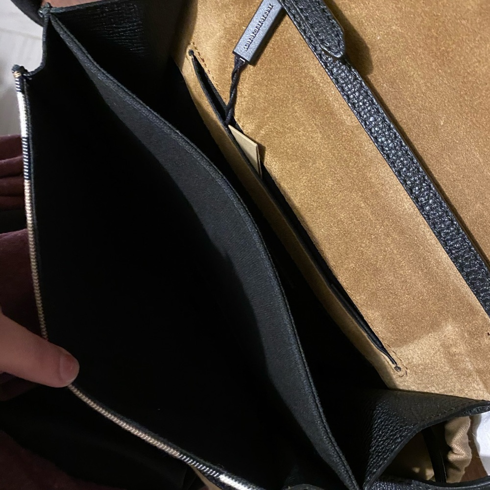 Burberry bag - Picture 8 of 9